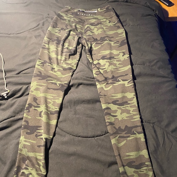 army camo leggings - Picture 1 of 3